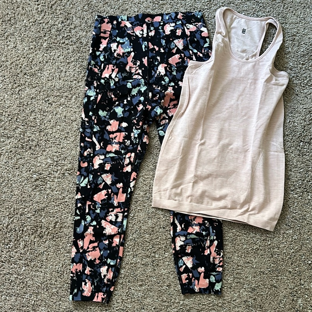 Women’s like new! Sweaty Betty Power 7/8 length legging and tank - medium